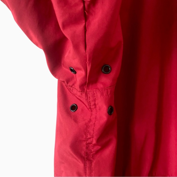 Vintage L.L. Bean Windbreaker with Hidden Hood and Zipper Pockets Size Large - Picture 10 of 12